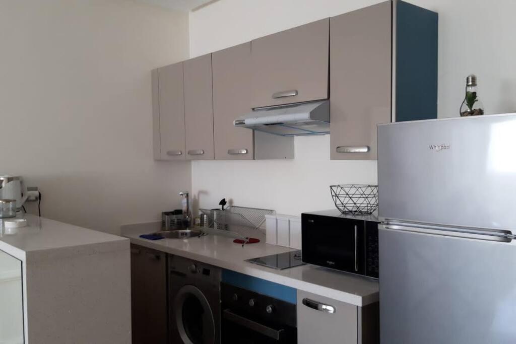Chez Miguel Appartement Casablanca Avec Piscine Bagian luar foto